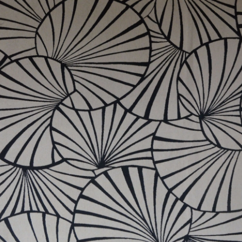 Sakura Lilies Black Twine