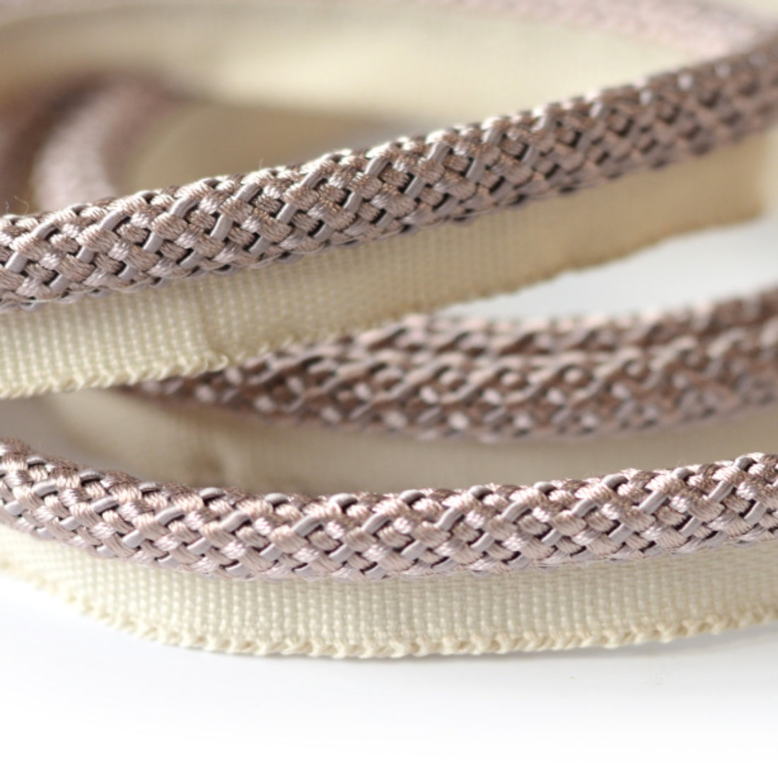 Signature Chunky Flanged Cord Thistle