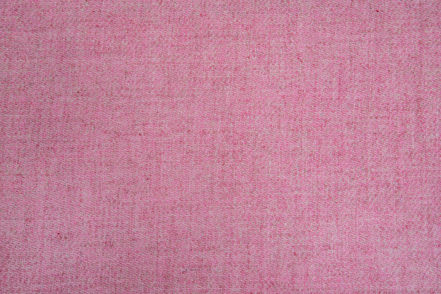 Harris Tweed Norse Pink Plain Weave