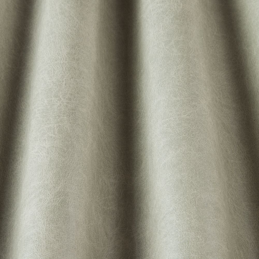 Pommel Contract Breeze